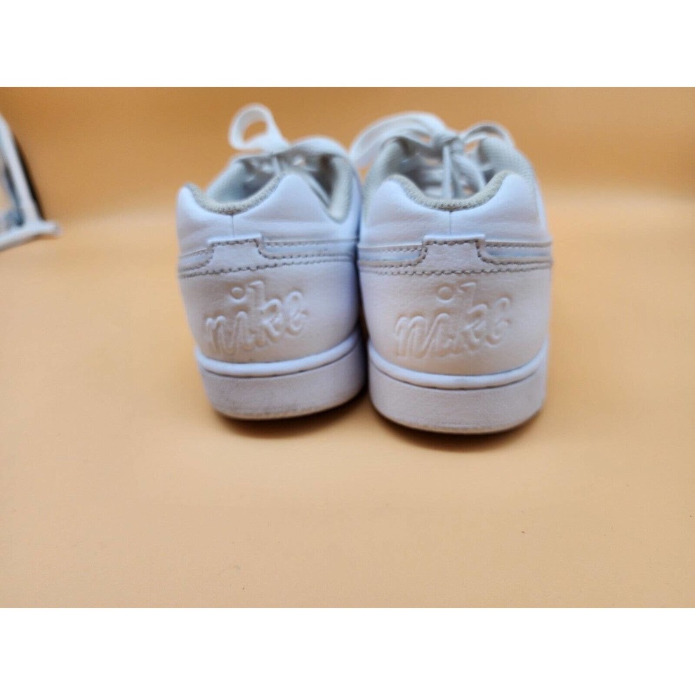 Nike White Athletic Shoes - Picture 6 of 10